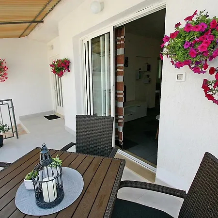 Nika Apartment